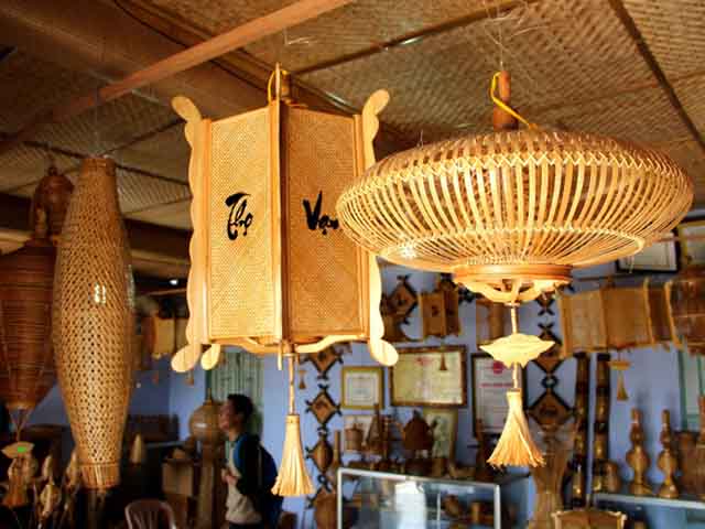 hue traditonal handicraft villages