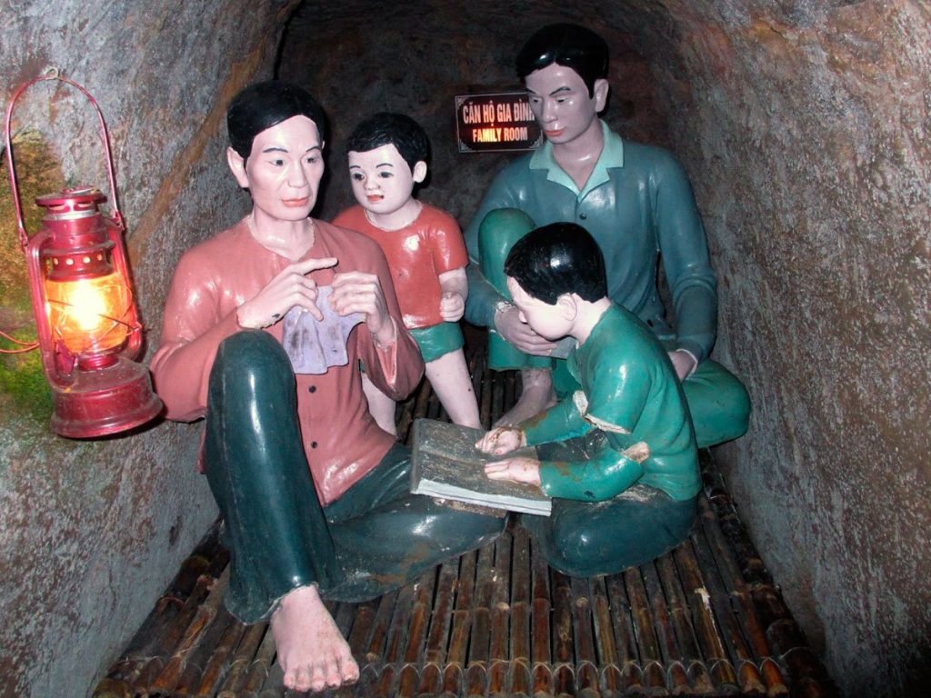 Vinh Moc Tunnels & DMZ